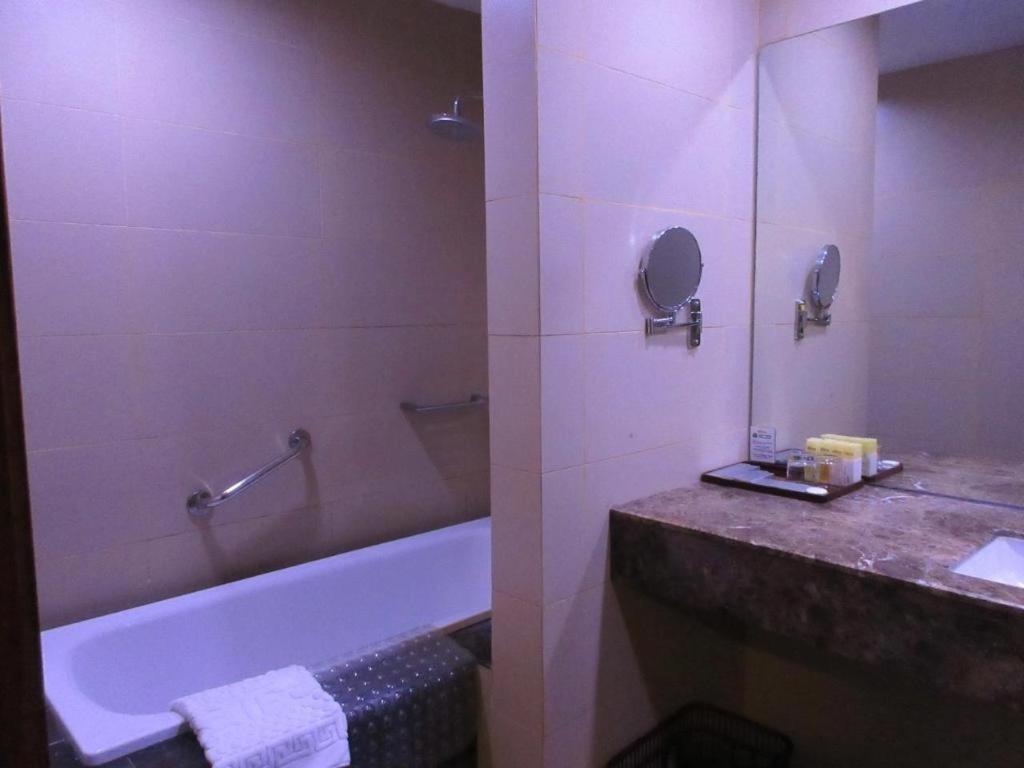 Hotel Aifa 拉布安 外观 照片